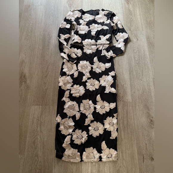 elliatt margaux black & gold 3d floral mesh long sleeve midi skirt set small NEW - Picture 1 of 6